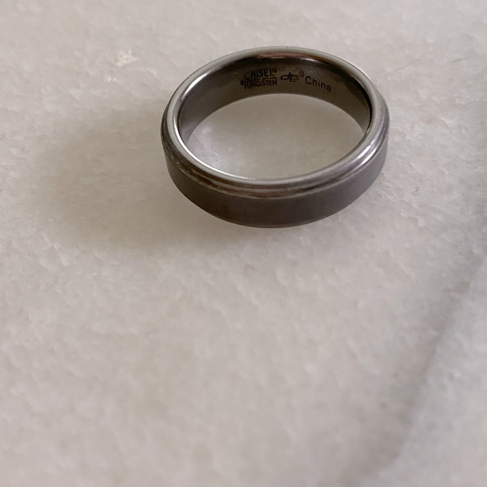 Chisel Tungsten Ring - image 2